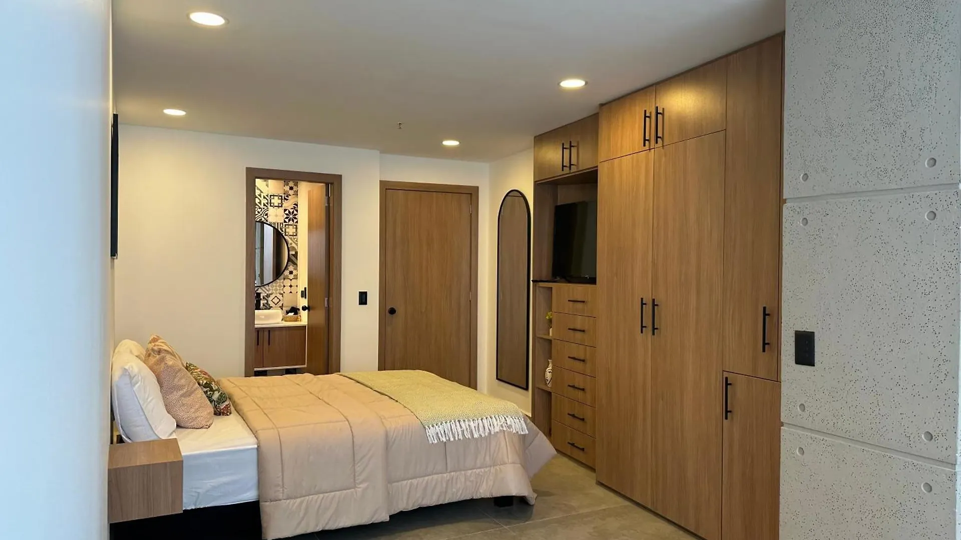 Mini Suite Amoblada En Quito